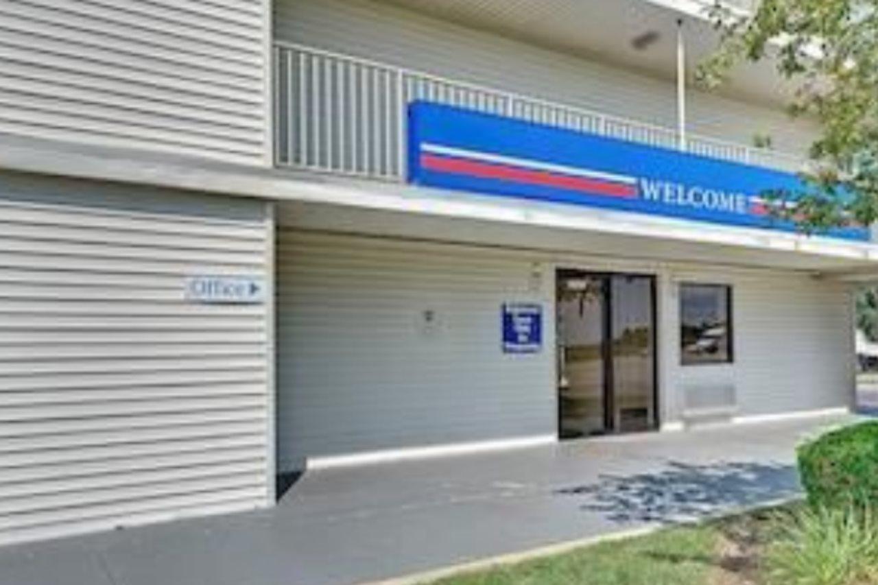 Motel 6 Chicago Southwest - ออโรรา ภายนอก รูปภาพ