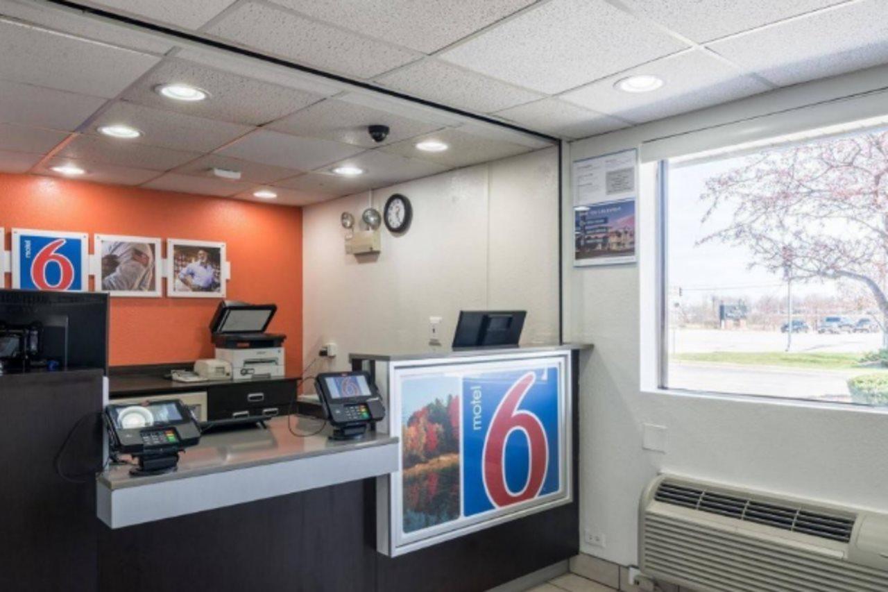 Motel 6 Chicago Southwest - ออโรรา ภายนอก รูปภาพ