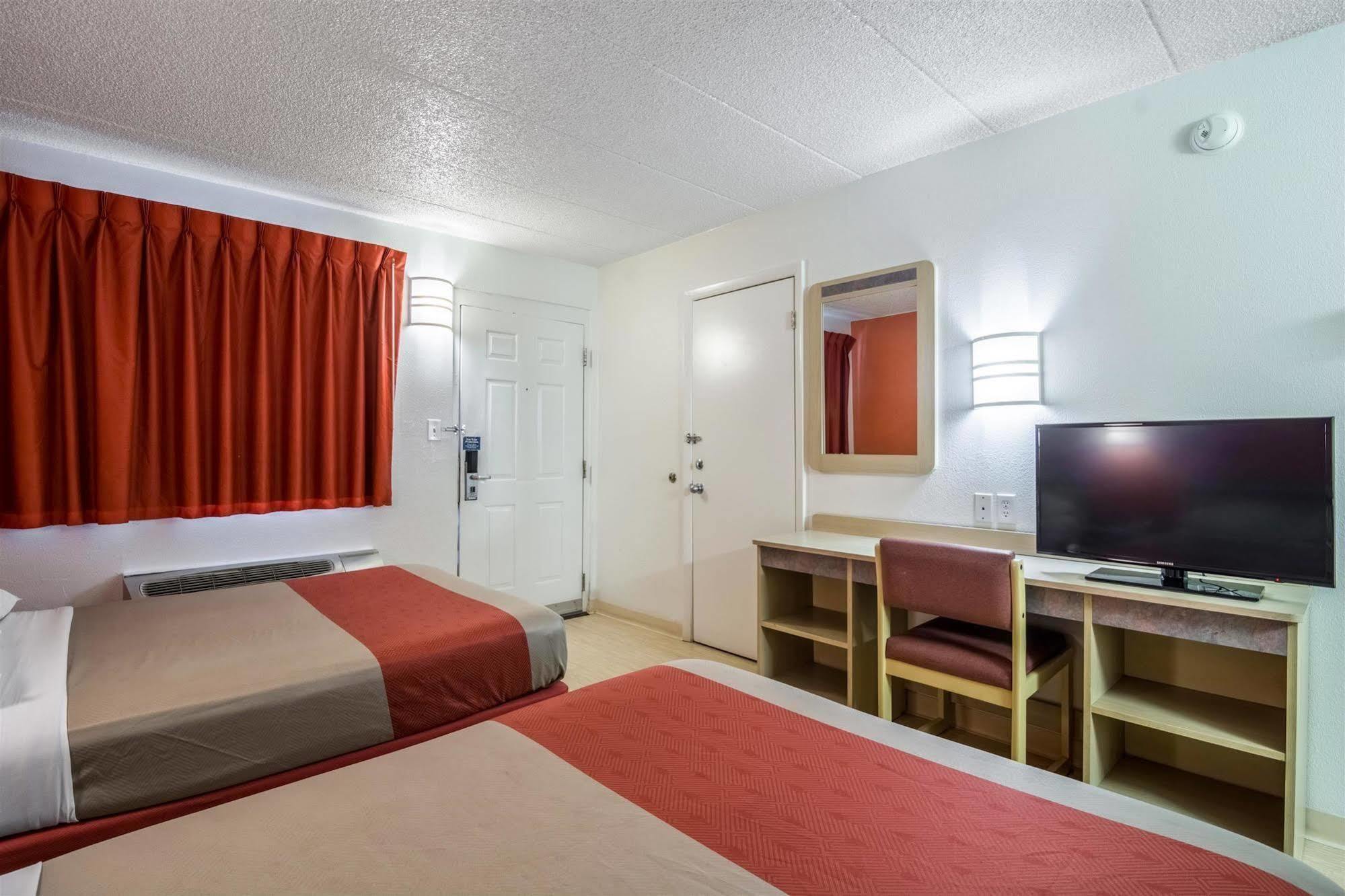 Motel 6 Chicago Southwest - ออโรรา ภายนอก รูปภาพ