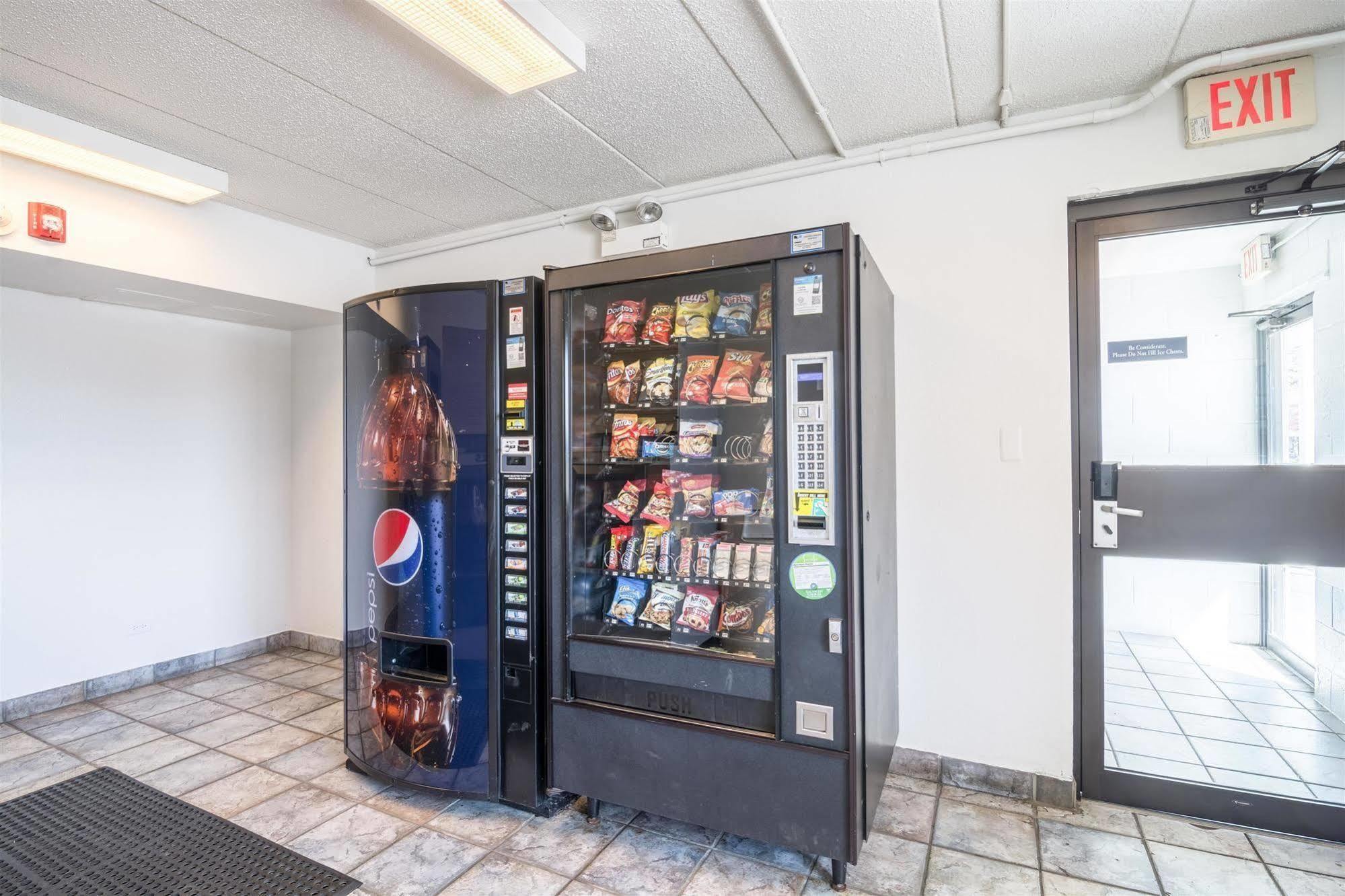 Motel 6 Chicago Southwest - ออโรรา ภายนอก รูปภาพ