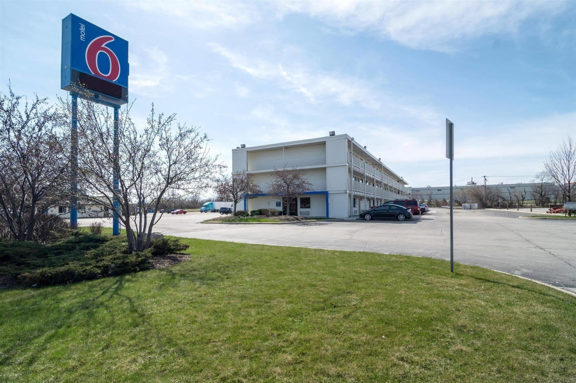 Motel 6 Chicago Southwest - ออโรรา ภายนอก รูปภาพ