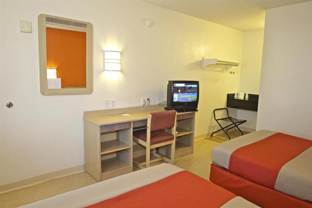 Motel 6 Chicago Southwest - ออโรรา ห้อง รูปภาพ